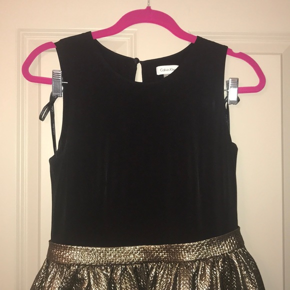 Calvin Klein black & gold evening dress - Picture 5 of 9